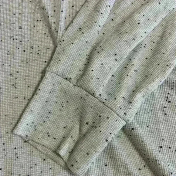 Lane Bryant long sleeved black/white sparkly top - Picture 6 of 9